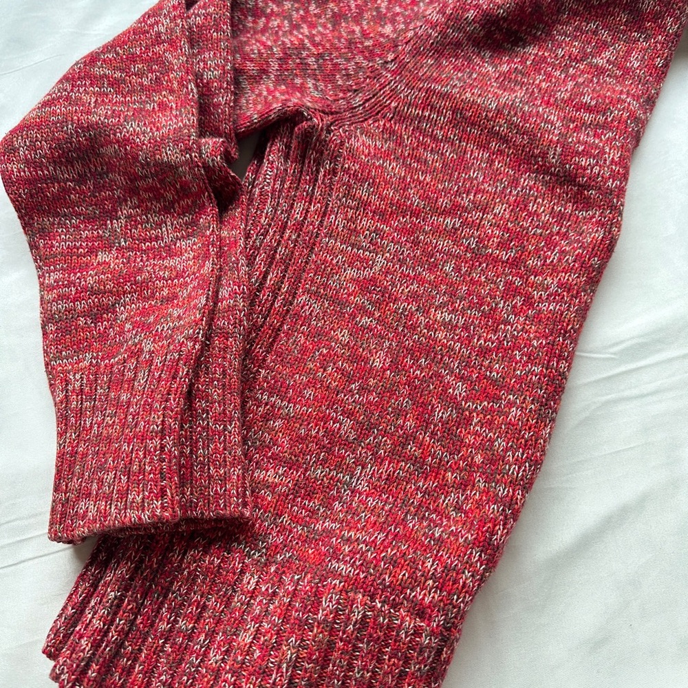 Cozy Red Turtleneck Sweater M L - Picture 14 of 16